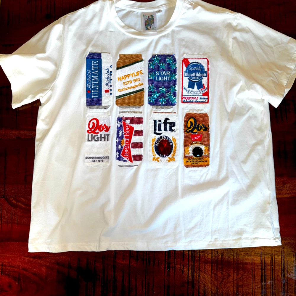 QUEEN OF SPARKLE Size Medium (Beer) Shirt